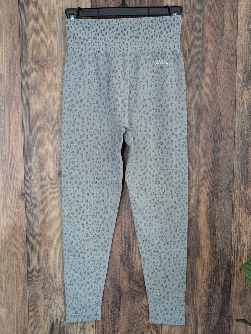 AYBL Gray Micro Leopard High-Waist Butt Lift Seamless Leggings M 852A